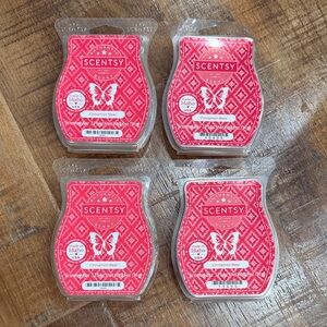 Scentsy Cinnamon Bear Wax Melts in Red Packaging-New